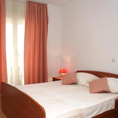 Apartments With Parking Space Orebic, Peljesac - 4565